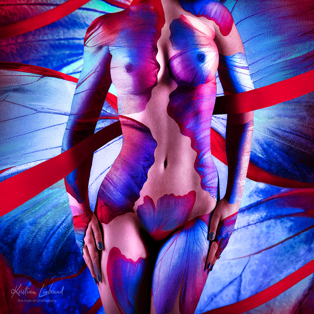 Künstlerische Aktfotografie mit bunten Farben Bodypainting Kunstwerke