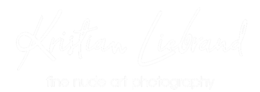 Bekannter Aktfotograf / Fotokünstler für Aktfotografie mit Auszeichnungen und eigenem Fotostudio für ästhetische Aktfotos