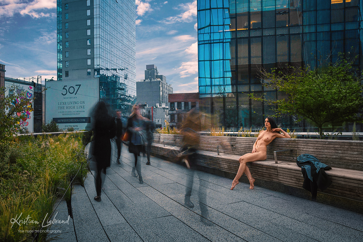 Aktfotos in der Öffentlichkeit von New York - nude in public
